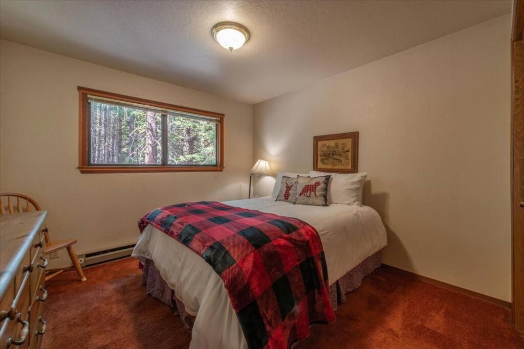 3Br Tahoe Donner Cabin With Hoa Perks Like Pools Hot-Tub Minutes To Trails Lake Golf Truckee Dış mekan fotoğraf