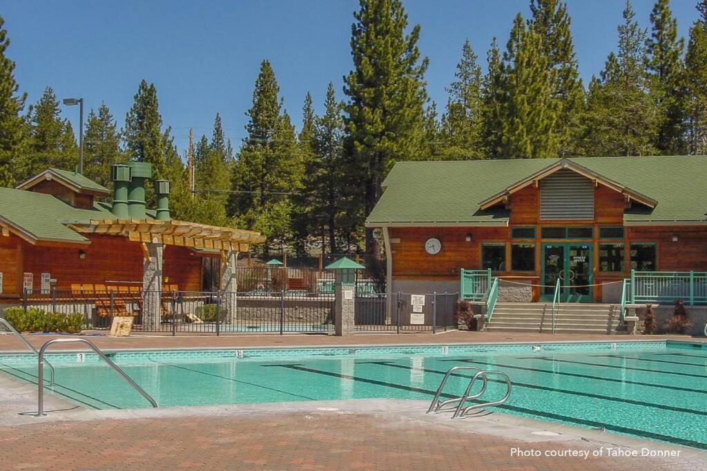 3Br Tahoe Donner Cabin With Hoa Perks Like Pools Hot-Tub Minutes To Trails Lake Golf Truckee Dış mekan fotoğraf