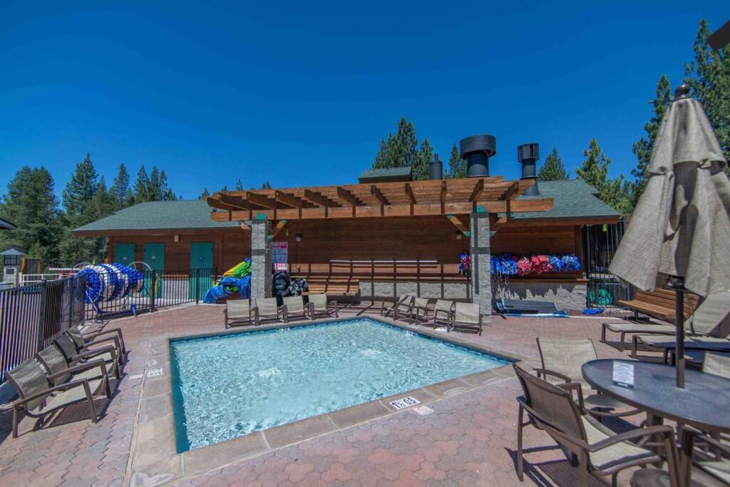 3Br Tahoe Donner Cabin With Hoa Perks Like Pools Hot-Tub Minutes To Trails Lake Golf Truckee Dış mekan fotoğraf