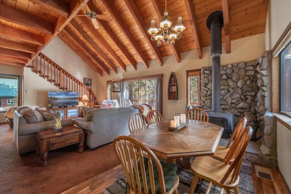 3Br Tahoe Donner Cabin With Hoa Perks Like Pools Hot-Tub Minutes To Trails Lake Golf Truckee Dış mekan fotoğraf